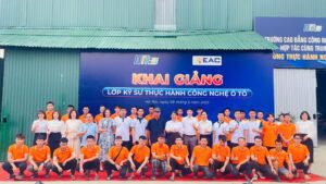 HỌC NGHỀ SỬA CHỮA Ô TÔ ĐIỆN XONG CÓ VIỆC LÀM KHÔNG? | Trường Dạy Nghề EAC