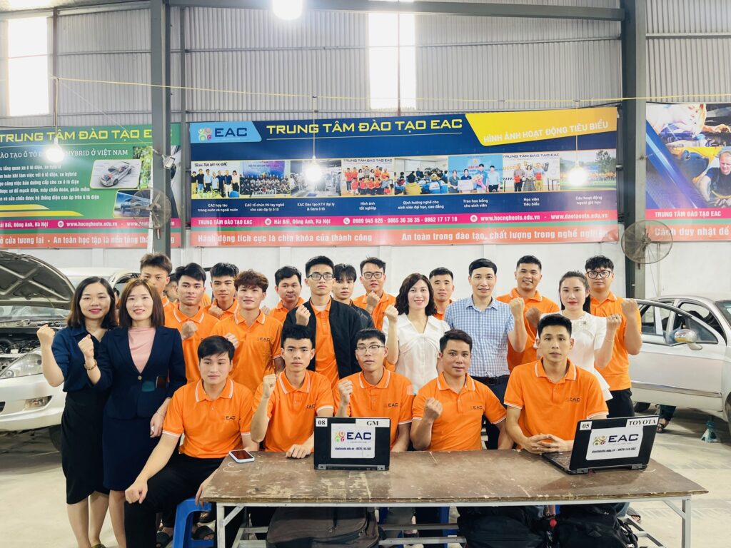Ngành công nghệ ô tô – Tuyển Sinh Trung Cấp & Cao Đẳng Chất Lượng Cao | Trường Dạy Nghề EAC